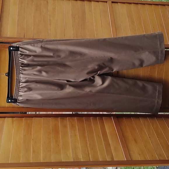 Ladies Alfred Dunner Brown Pants With Pockets Size 10 - Picture 2 of 2